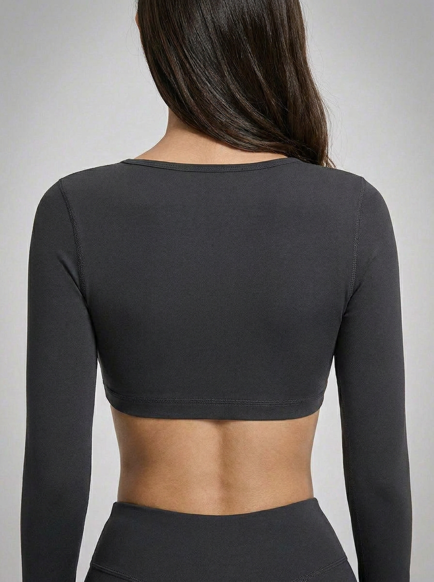 Crop Top Love color Negro — Minimalist