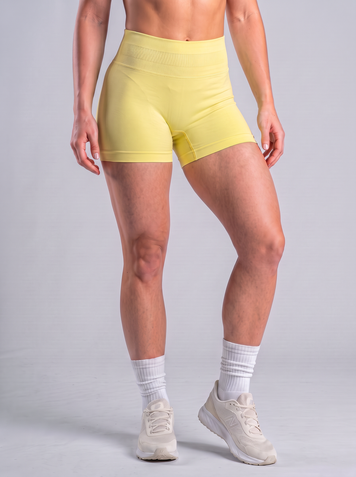 Short Impact color Amarillo Limón — Minimalist