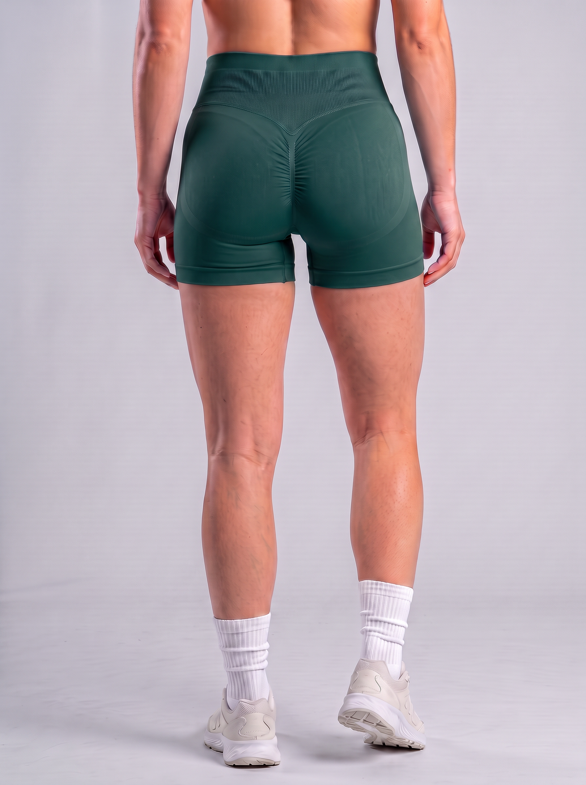 Short Impact color Verde Esmeralda — Minimalist