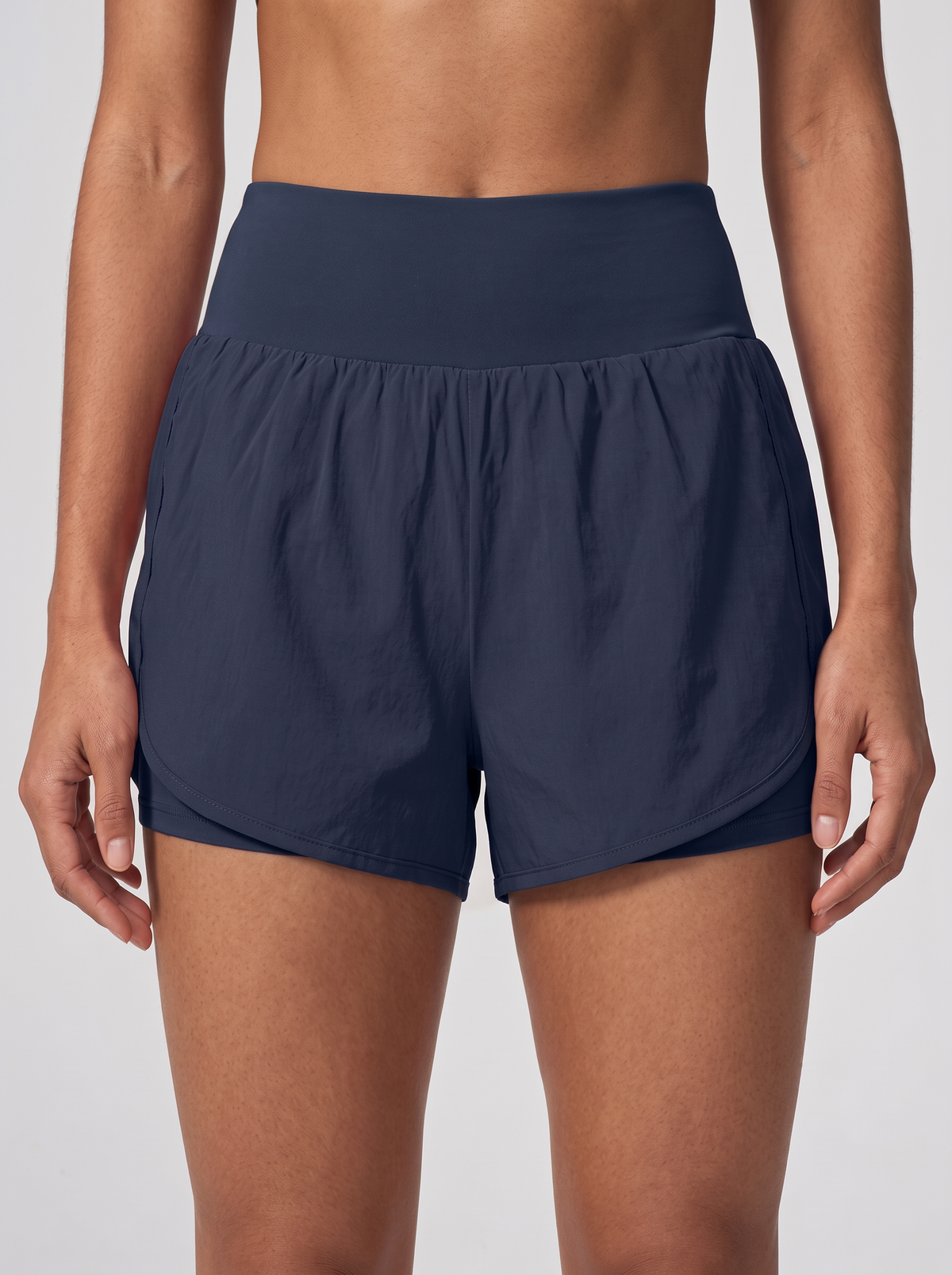 Short Running Adapt color Azul Navy — Minimalist