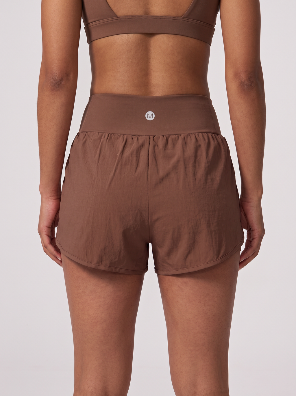 Short Running Adapt color Café — Minimalist
