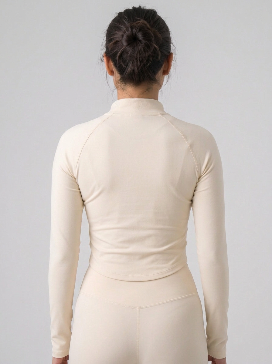 Suéter Luna color Beige — Minimalist